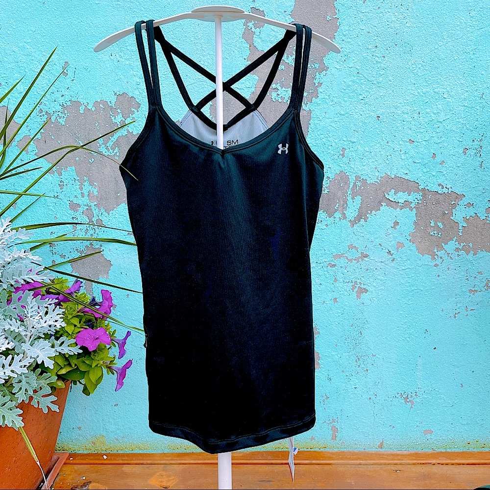 Under Armour Heat Gear Tank w Built In Sport Bra
